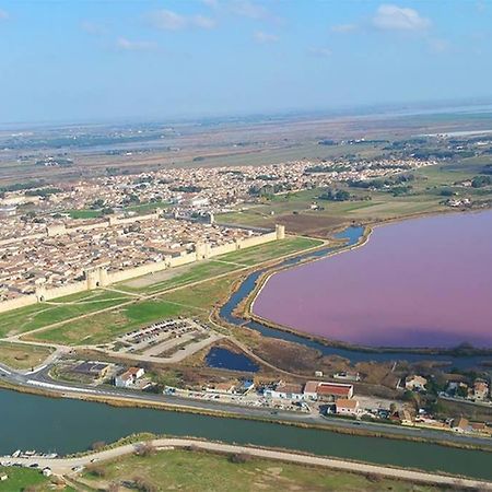 Апартаменты Un Charmant Logement Эг-Морт Экстерьер фото